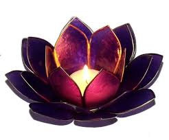 "Le Tantra dit : soit comme la fleur de Lotus"